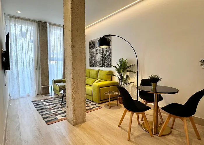 Apartamentos orilla del Bernabéu
